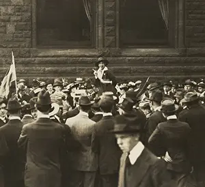 Vern: Suffragist Mabel Vernon speaking to large ?