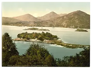 Glengariff: Sugar Loaf Mountain. Glengariff. County Cork, Ireland