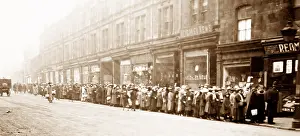 Keighley: Sugar queue in Keighley in 1917