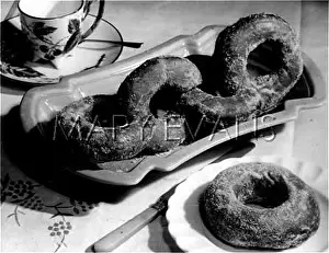 Doughnut: SUGARED RING DOUGHNUTS