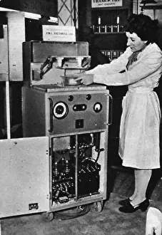 Forerunner: Suggestions for the homes of tomorrow: High frequency cooker