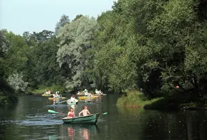 Makers: Summer leisure, 1990