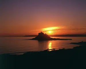 Gleam: Sunset at St Michael's Mount, Cornwall