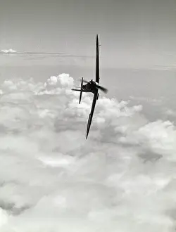 Maneuvering: Supermarine Spitfire 1 / I