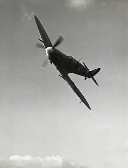 Maneuvering: Supermarine Spitfire 5B / VB