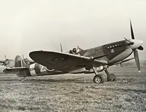 Air Man: Supermarine Spitfire 9 / IX