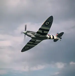 Mh434: Supermarine Spitfire 9B / IXB