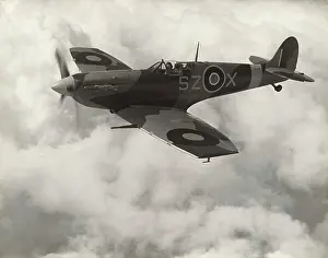 Clipped: Supermarine Spitfire LF-5B / LF-VB
