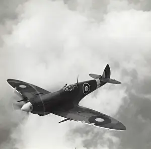 Skyscape: Supermarine Spitfire LF-8 / VIII
