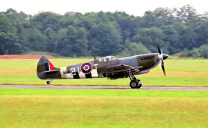 Mk.ixe: Supermarine Spitfire LF Mk.IXe G-BJSG - ML417