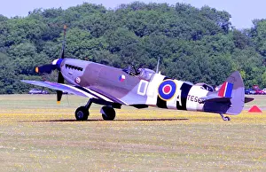 Mk.ixe: Supermarine Spitfire LF Mk.IXe G-BLCK - TE566