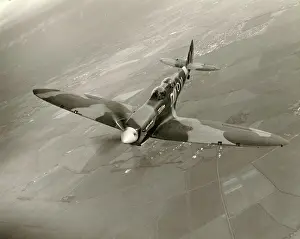 Spitfire: Supermarine Spitfire TRIX ML407