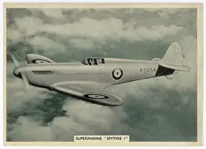 Superiority: Supermarine Spitifire in flight - start of WW2