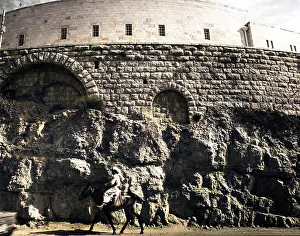Barnaby (colourised): THE LAST SUPPER BUILDING