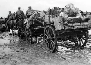 Pushing: Supply convoy on the Volkhov, 1942
