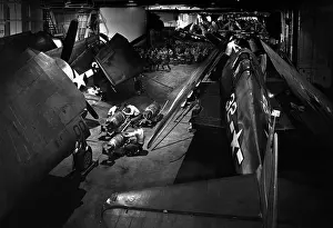 Lcgr1311: Surrounded by F6F Hellcat fighters, seamen prepare