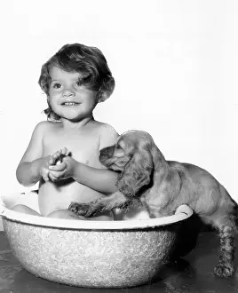 Toddlers: Susi - with toddler in bath