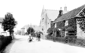 Wesleyan: Sutton-on-Trent, the Wesleyan Chapel 1909