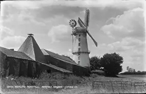 Sails: Sutton Windmill, Norfolk