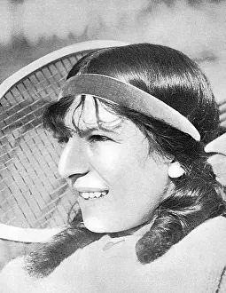 Sportswomen: Suzanne Lenglen aged 15