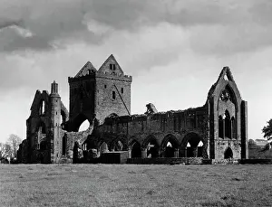 Kirkcudbrightshire: SWEETHEART ABBEY