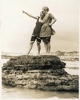 Consist: Swimmers at Hastings