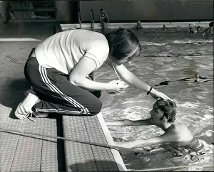 Taps: Swimming - Diving