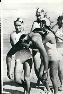 Lifesavers: Swimming - Diving