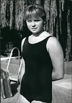 Daniela: Swimming - Diving