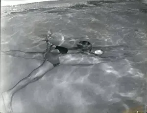Manuela: Swimming - Diving