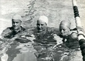 Bartos: Swimming - Diving