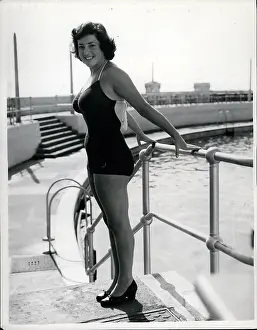 Saltash: Swimming - Diving