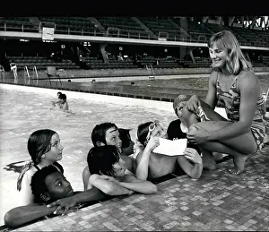 Coca: Swimming - Diving