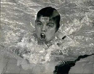 Coca: Swimming - Diving