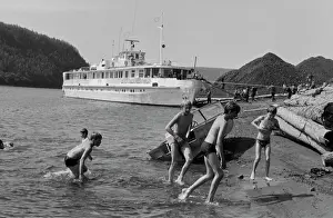 Tura: Swimming in Kochechum river