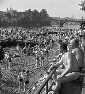 Rostislav: Swimming pool - Vltava