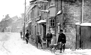 Swindon: Swindon, High Street 1915