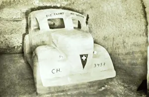 Jungfraujoch: Swiss motorcar made out of ice
