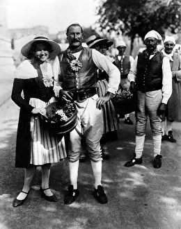 Sping: SWISS NATIONAL COSTUME