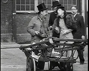 Nellie: Syd Walker Talking to Stanley Holloway, Nellie