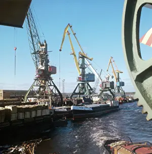 Berths: Syktyvkar river port, 1976