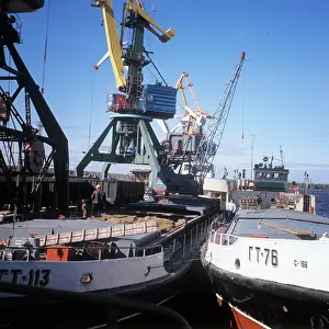 Berths: Syktyvkar river port, 1976