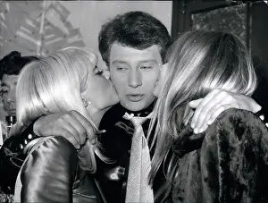 Kissed: Sylvie Vartan, Johnny Hallyday, Francoise Hardy, Paris