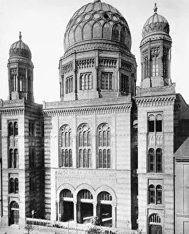 Oranienburger: Synagogue in the Oranienburger Strasse in Berlin, before 191