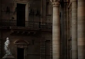 Colonne: Syracuse