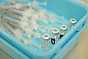 Lcgr2021: Syringes to be used for COVID-19 vaccinations