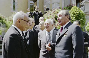 Welcomes: T. Doko visits the USSR