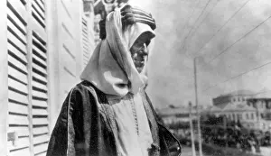 Liaison: T E Lawrence (Lawrence of Arabia)