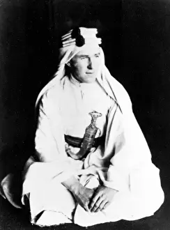 Curved: T E Lawrence (Lawrence of Arabia)