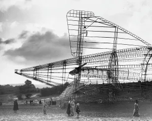 R101: Tail of wrecked R101 airship at Beauvais